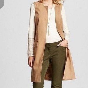 Tan sleeveless duster